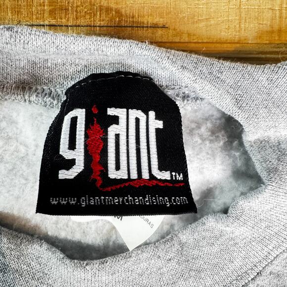 Christmas Sweatshirt Women's Medium Gray Bears Tis The Season Giant Merchandise - Picture 6 of 9